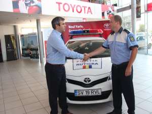 Predarea oficială a maşinii s-a făcut ieri, la reprezentanţa Toyota Suceava