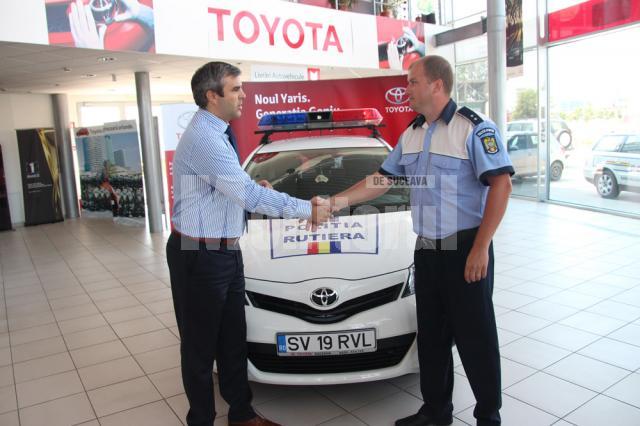 Predarea oficială a maşinii s-a făcut ieri, la reprezentanţa Toyota Suceava