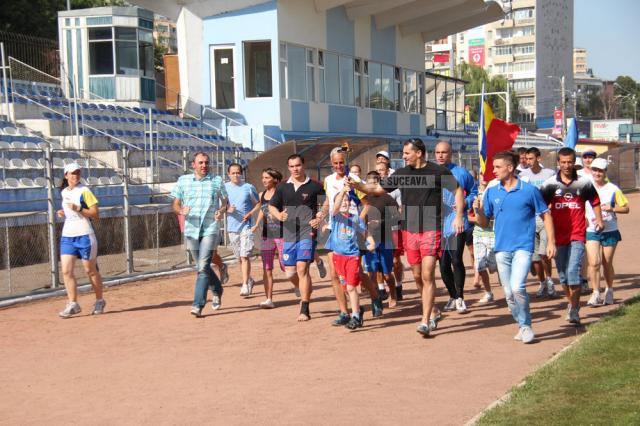 Torţa în stil olimpic „World Harmony Run” a ajuns ieri după amiază pe stadionul Areni