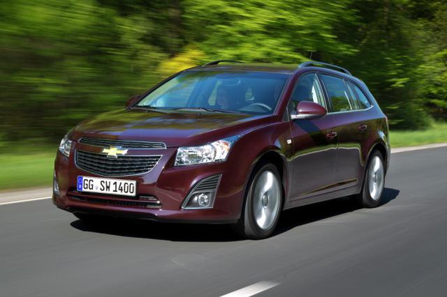 Chevrolet introduce noul Cruze Station Wagon