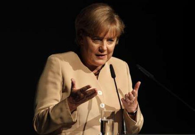 Angela Merkel a discutat, ieri, la telefon cu preşedintele Traian Băsescu