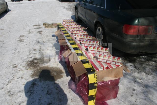 De-a lungul celor 13 luni de filaj şi urmărire, poliţiştii au confiscat 81.069 de pachete de ţigări aduse ilegal din Ucraina