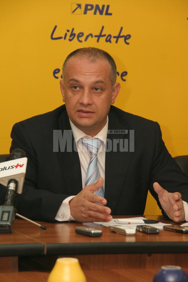 Vicepreşedintele Consiliului Judeţean Suceava şi liderul liberalilor suceveni, Alexandru Băişanu