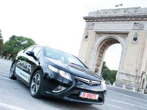 Opel Ampera a ajuns în România