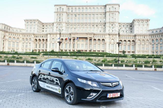 Opel Ampera a ajuns în România