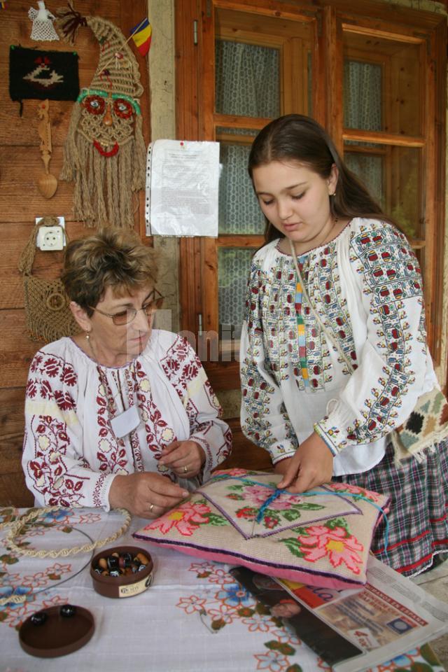 Silvia Cozmâncă şi nepoata Smaranda