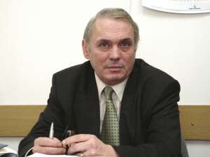 Constantin Cernica, recompensat cu salariu de merit timp de şase ani, între 1 ianuarie 2002-1 ianuarie 2008