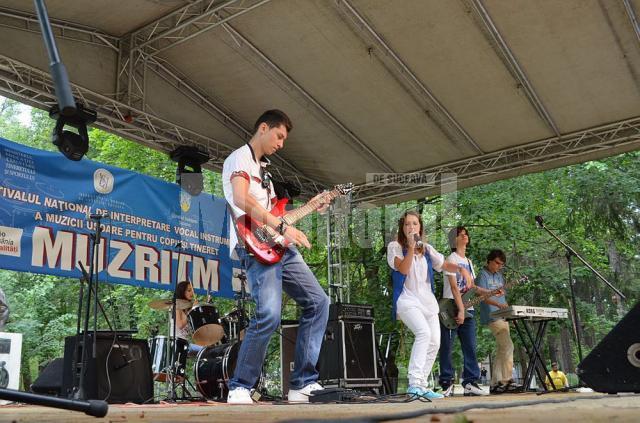 Festivalul naţional de muzică uşoară pentru copii şi tineret “Muzritm”, la Vatra Dornei