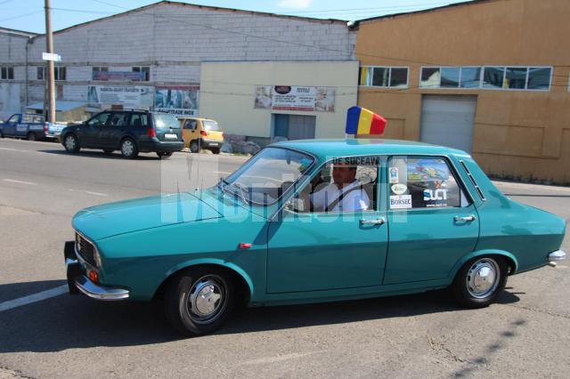 Dănuţ Crainiciuc a revenit la Suceava după un tur al Europei de 3 săptămâni cu Dacia 1300 din anul 1969