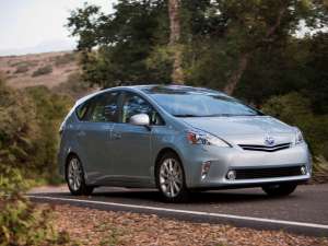 Toyota Prius V combină versatilitatea cu tehnologiile ecologice