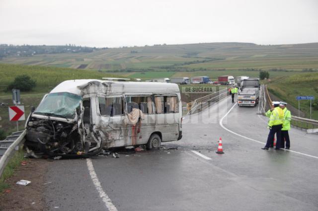 Microbuzul implicat în accident