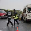 Microbuzul implicat în accidentul de la Stroieşti transporta mai mulţi pasageri decât limita admisă
