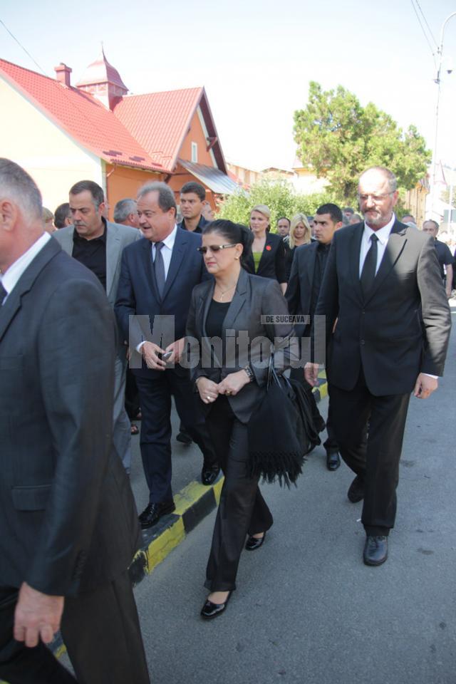 Cezar Preda, Vasile Blaga, Anca Boagiu şi Orest Onofrei au participat la slujba de înmormântare