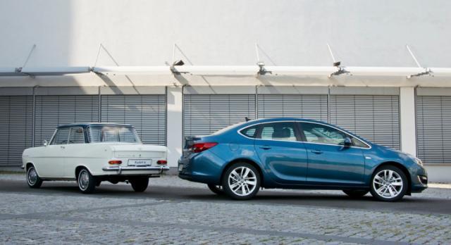 Opel sărbătorește 50 de ani de debutul primelor sedanuri compacte