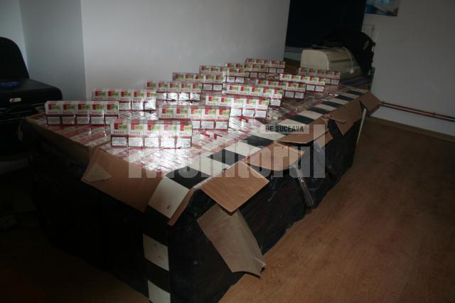 Peste 16.000 de pachete de ţigări de contrabandă, reţinute în weekend