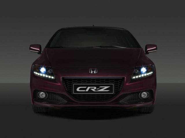 Honda CR-Z Facelift debutează la finele lunii septembrie