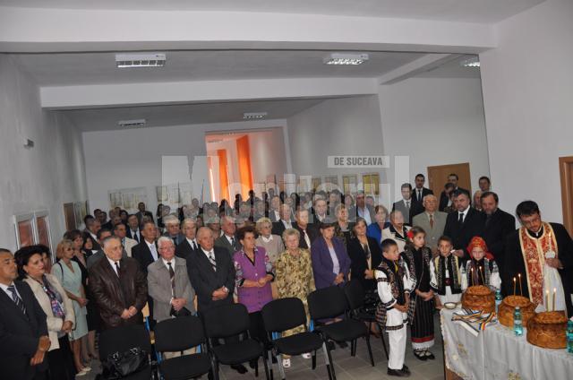 Școala din  Pătrăuți, inaugurată în prezența foștilor dascăli și elevi