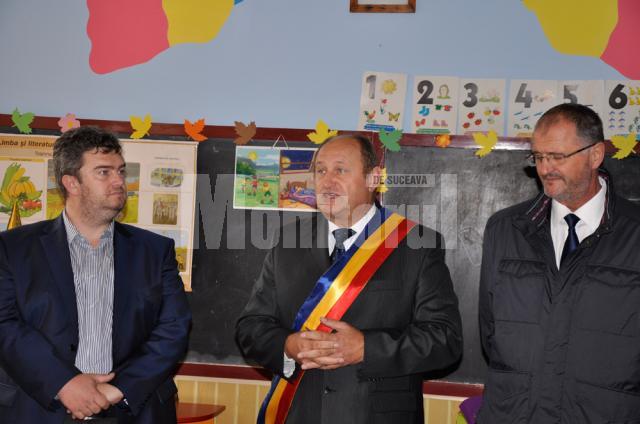 Centrul after-school din Mihoveni a fost inaugurat în mod oficial