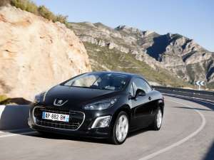 Peugeot dinamizează aspectul lui 308 CC