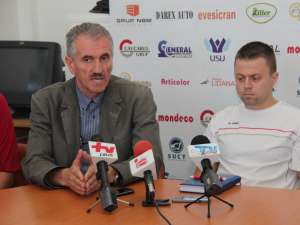 Răzvan Bernicu a venit la conferinţa de presă de ieri alături de Petru Ghervan