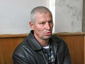 Vicoveanul Vasile Coroamă, zis „Tomuţa”,  individul acuzat de cămătărie, prins la braconat peşte