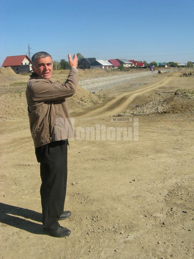 Arcadie Boicu spune că oamenii din Marginea nu vor accepta ca lucrarea să fie lăsată de izbelişte