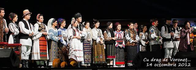 Ecou de la Gura Humorului ce răsună din glasul Bucovinei, din cântecele lui Alexandru Brădățan. Foto: George Checheriţă