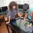 Patru mese multitouch au intrat în dotarea unui laborator high-tech la Colegiul Naţional „Petru Rareș“