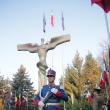 Ceremonie militară şi religioasă în Piaţa Tricolorului, de Ziua Armatei Române