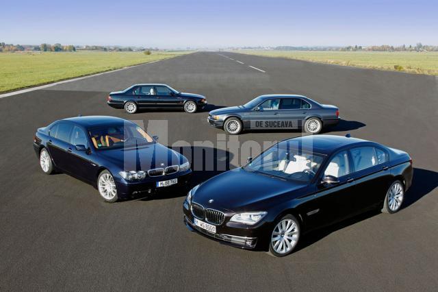 BMW celebrează 25 de ani de la producția primului model V12