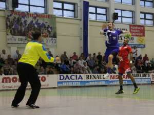 Revenit de la naționala de seniori, Florin Acatrinei a marcat opt goluri pentru Universitatea
