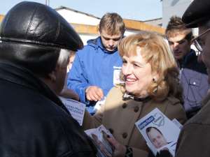 Sanda - Maria Ardeleanu şi-a început în forţă campania electorală pentru parlamentare
