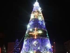 Luminile de Crăciun se vor aprinde în oraş şi în bradul din Centru pe 1 Decembrie