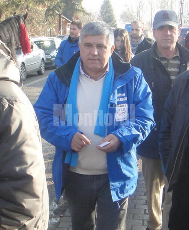 Dumitru Mihalescul a purtat discuţii cu localnicii, dar şi cu membri din executivele şi deliberativele locale