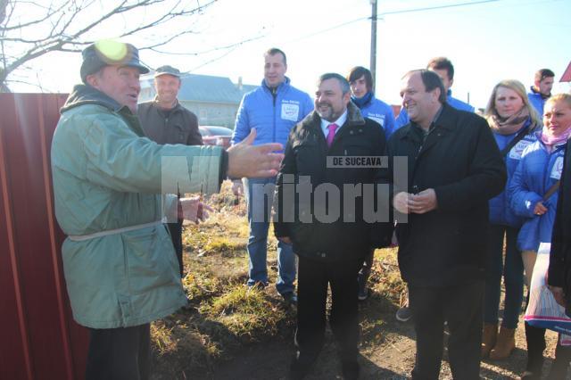 Ioan Bălan şi Gheorghe Flutur s-au întâlnit cu locuitorii din comuna Mitocu Dragomirnei