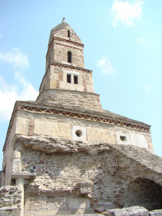 Biserica Sfântul Nicolae din Densuş. Foto: Marius NISTOR