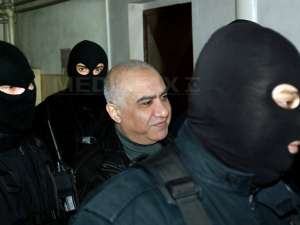 Omar Hayssam, condamnat la 16 ani de închisoare în dosarul în care este acuzat că a înşelat patru firme cu 1,6 milioane de euro