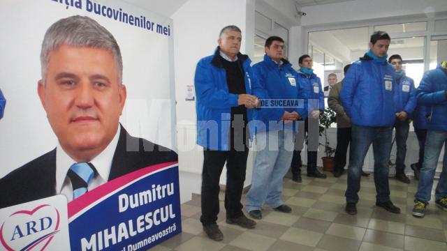Dumitru Mihalescul: „Sediul de campanie de la Vicovu de Sus va deveni, după 9 decembrie, unul dintre birourile parlamentare care vor fi permanent la dispoziţia cetăţenilor”