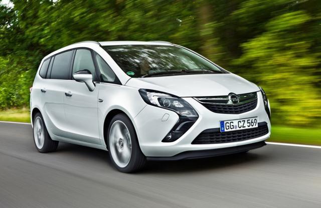 Opel Zafira Tourer dispune de noul 2.0 biturbo diesel