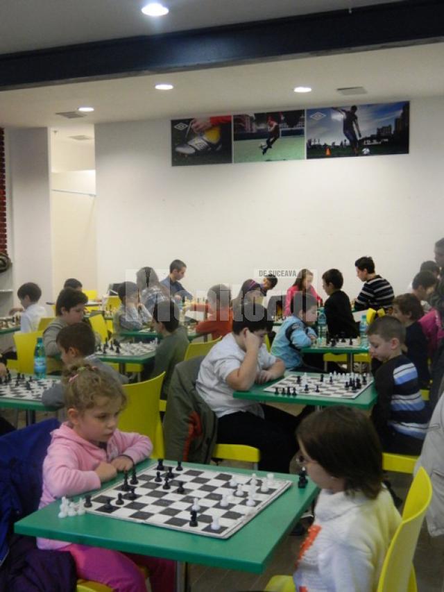 Concursul de şah „Cupa de toamnă” şi-a desemnat câştigătorii