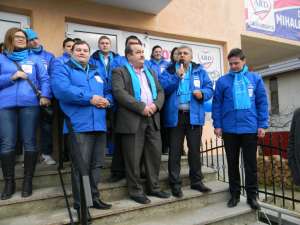 Mai bine de două sute de cetăţeni din comuna Marginea au participat la lansarea sediului de campanie a candidatului Dumitru Mihalescul