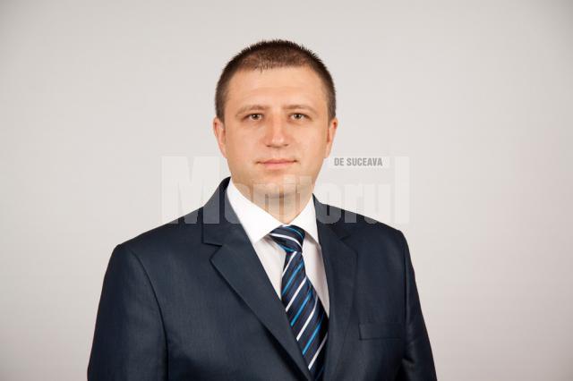 Candidatul Alianţei România Dreaptă pentru funcţia de deputat în Colegiul nr. 8 Siret, Daniel Ungurian