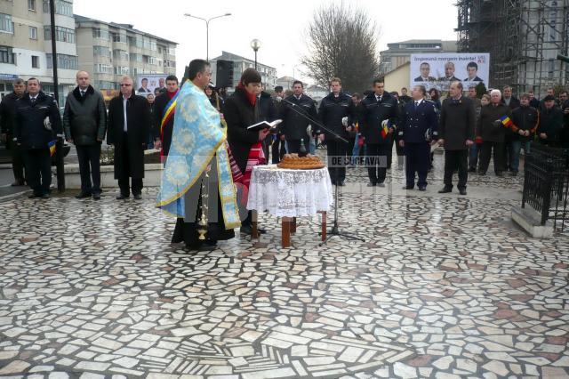 Ceremonial militar – religios şi depuneri de coroane la Fălticeni