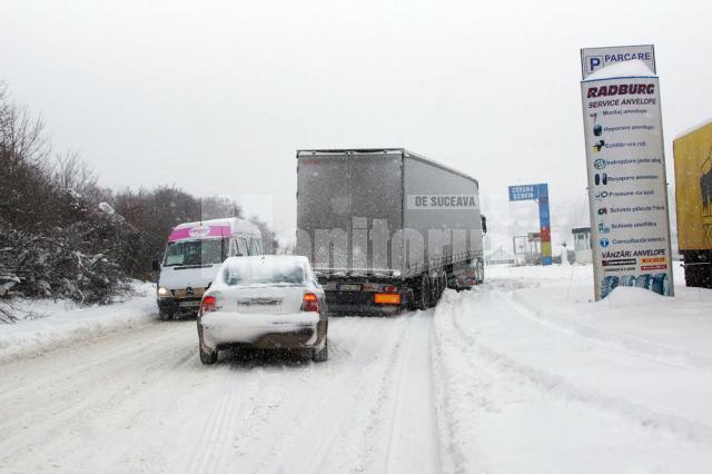 Iarna a dat peste cap traficul rutier