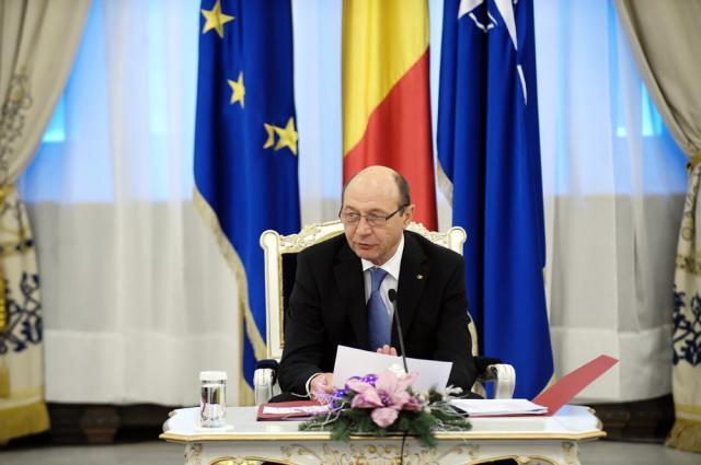 Băsescu: Votul uninominal a fost o greşeală. Nu se poate introduce decât atunci când e echilibru