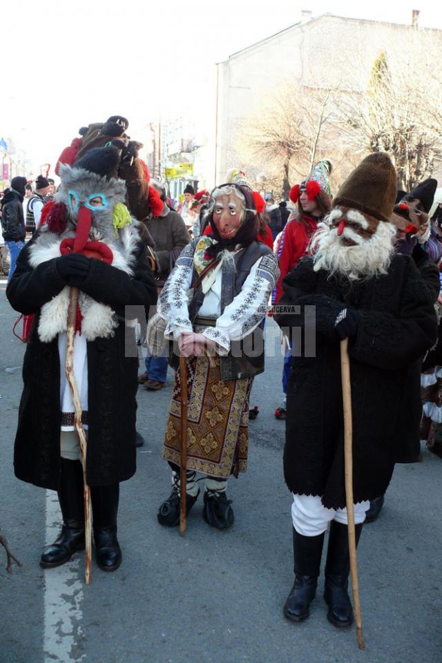 Festivalul de obiceiuri populare de iarnă „Porniţi plugul, Feţi-Frumoşi!”