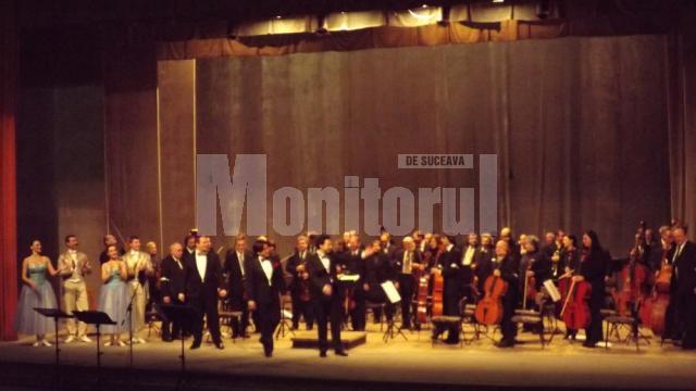 Concertul extraordinar pentru Anul Nou 2013 a deschis şirul spectacolelor din acest an la Suceava