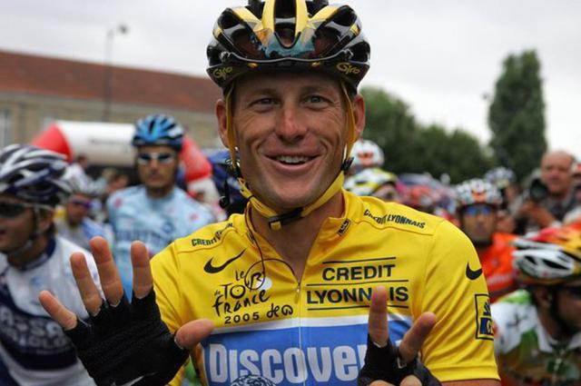 Lance Armstrong, zeul căzut de pe piedestal