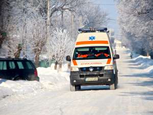 Pe 7 ianuarie bărbatul a fost adus la Suceava cu o maşină a Serviciului Judeţean de Ambulanţă Suceava