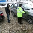 Poliţiştii au confiscat în acest caz şapte maşini de aproximativ 250000 de euro